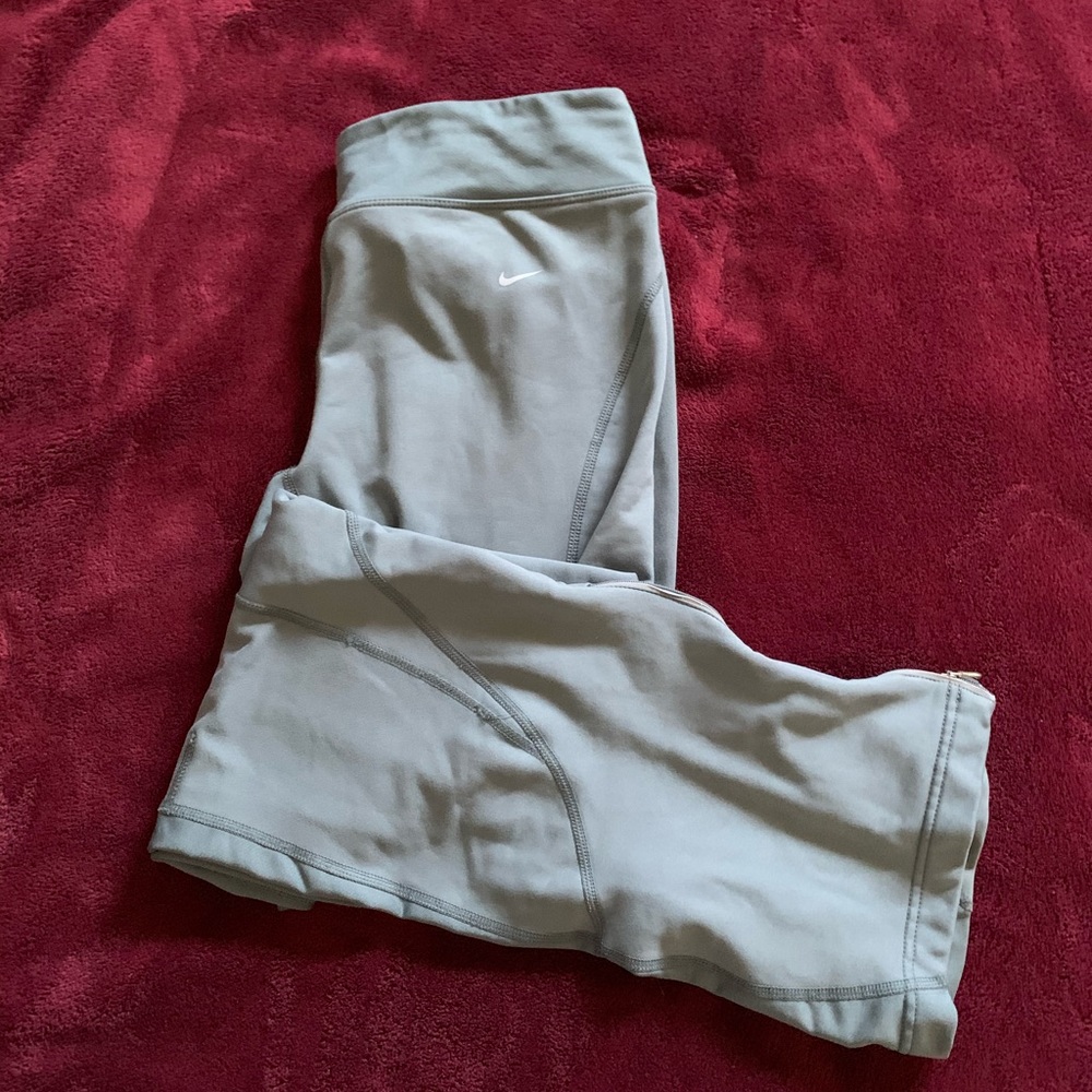 NikeFIT DRY Leggings